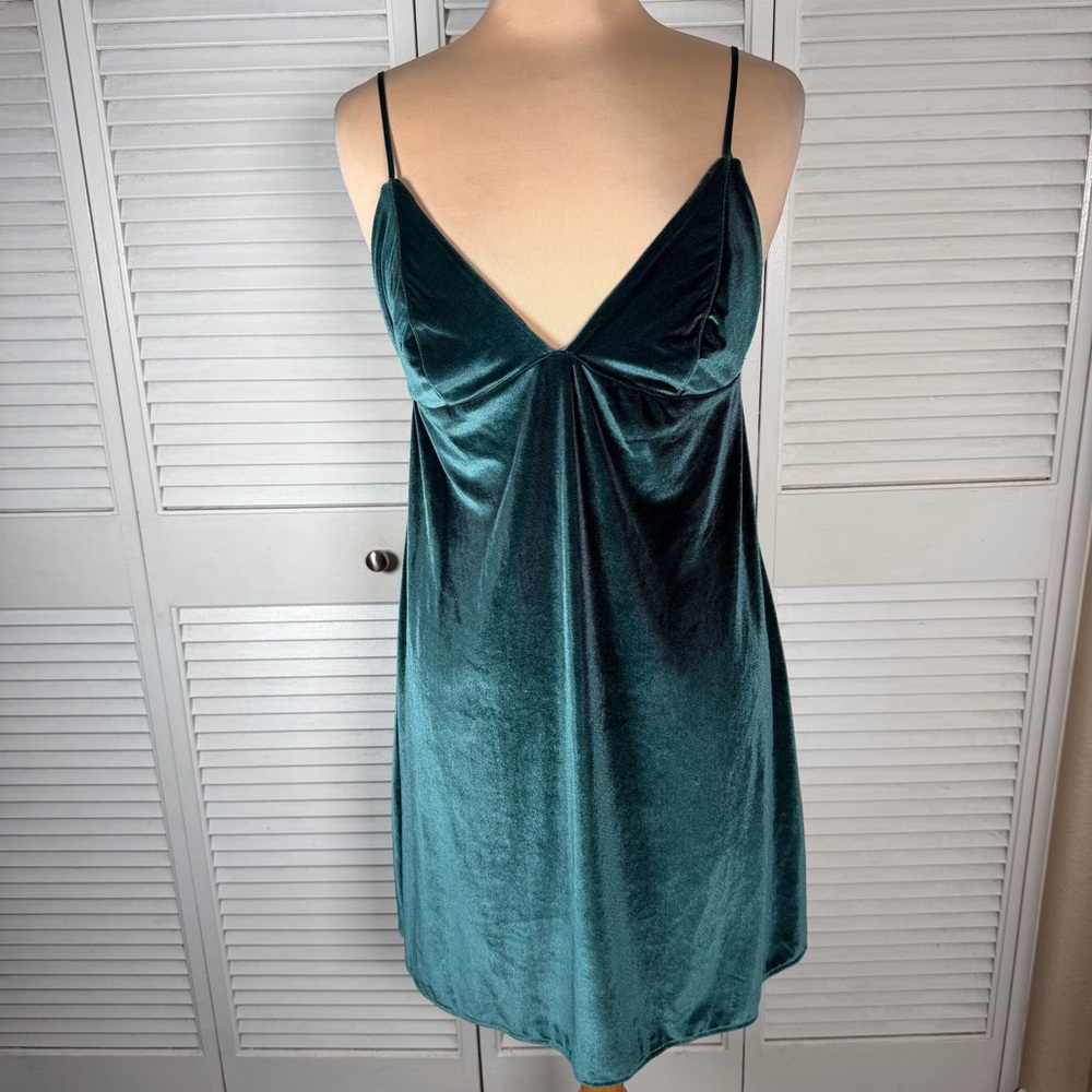 Victoria’s Secret Velvet Slip‎ Dress Green Adjustable Strap XL Sexy